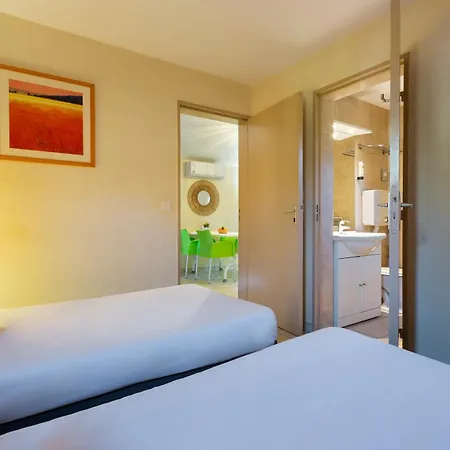 Sowell Les Jardins Du Cap 4*