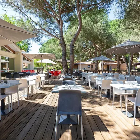 Sowell Les Jardins Du Cap Готель 4*