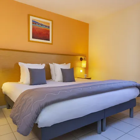 Hotel Sowell Les Jardins Du Cap 4*