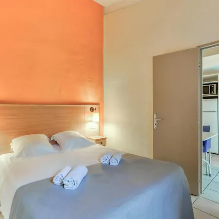 Sowell Les Jardins Du Cap Apartahotel 4*