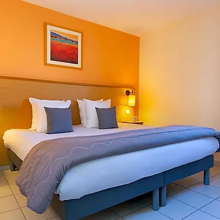 Апарт-готель Sowell Les Jardins Du Cap Агд