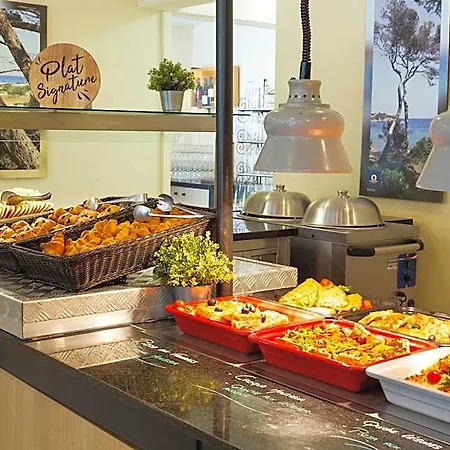Appart hôtel Sowell Les Jardins Du Cap 4*