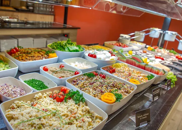 Sowell Les Jardins Du Cap Hotel