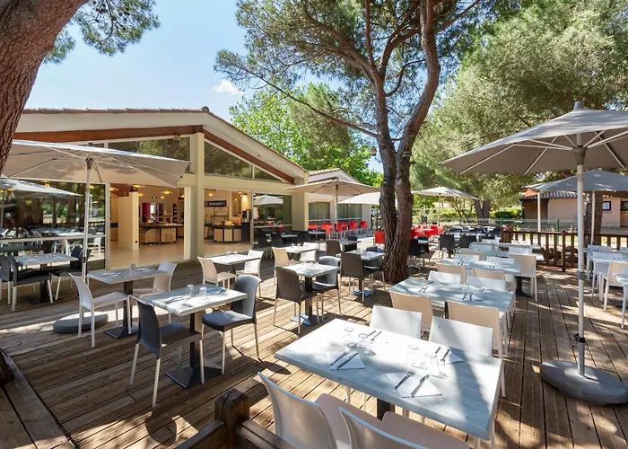 Sowell Les Jardins Du Cap 호텔