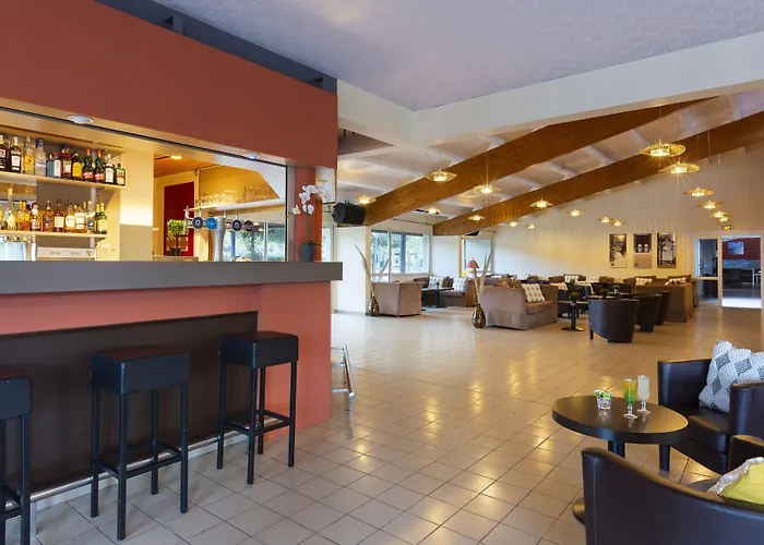 Sowell Les Jardins Du Cap Hotel 4*