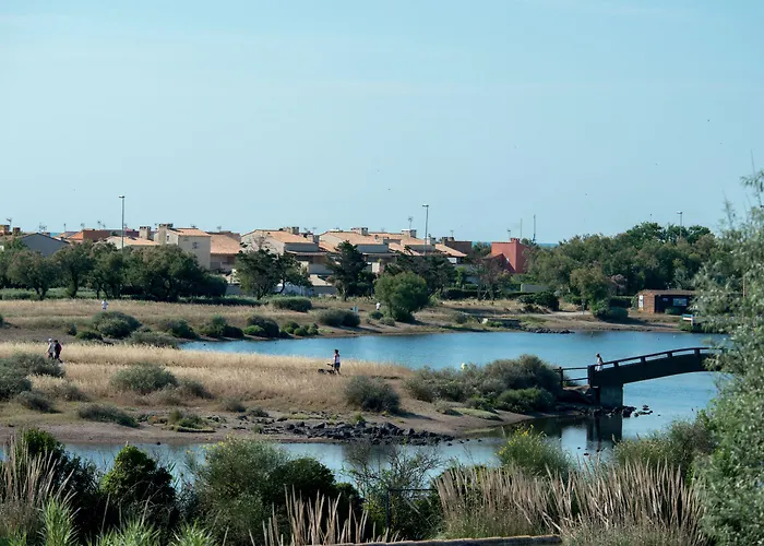 Sowell Les Jardins Du Cap Hotel