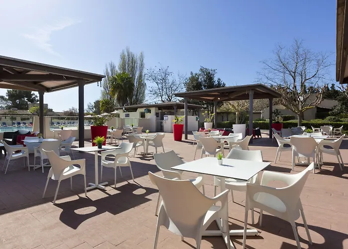 Sowell Les Jardins Du Cap Hotel