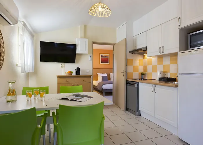 Hotel Sowell Les Jardins Du Cap 4*